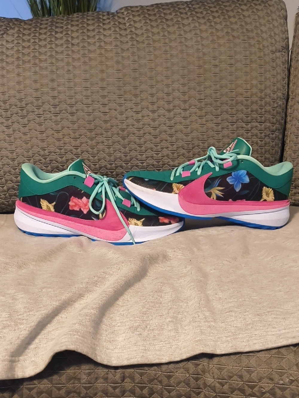 Nike "Freak 5" Black Floral Trainers with Pink Swoosh and Mint Accents